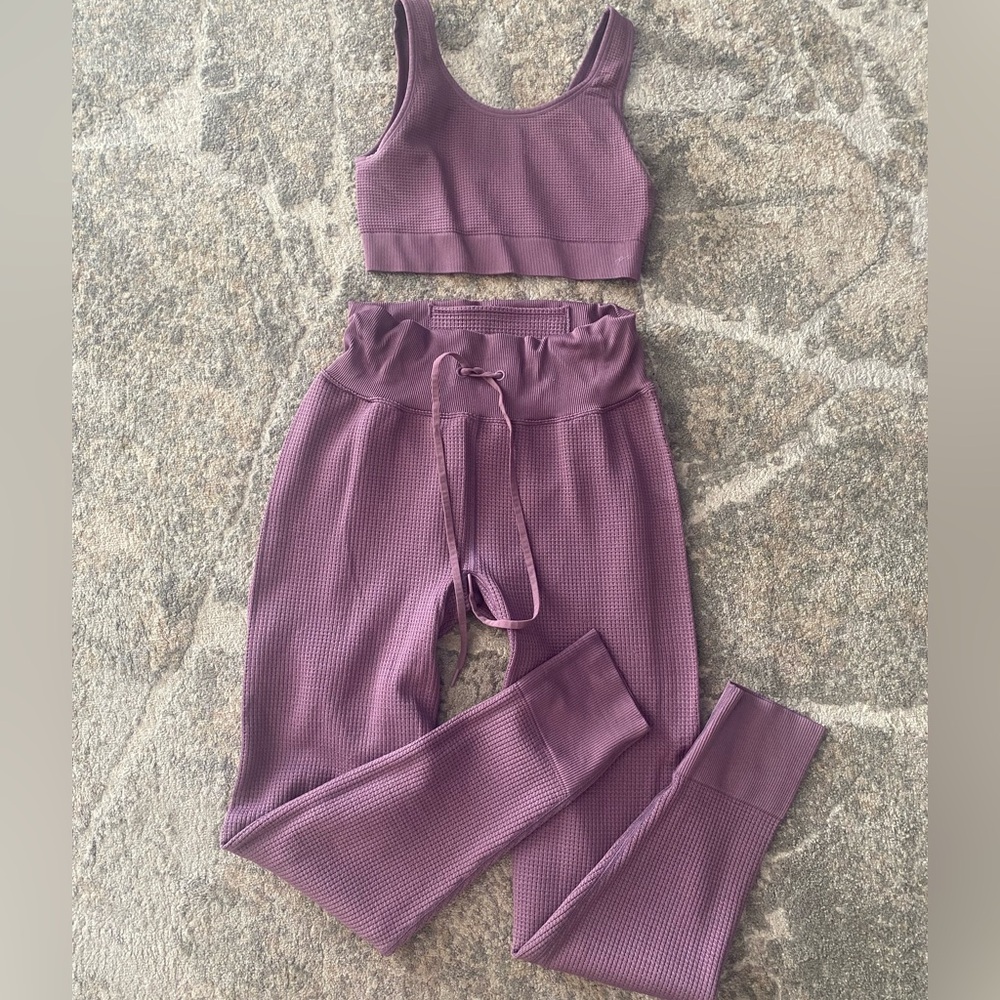 Victoria's Secret Pink Textured Activewear Set